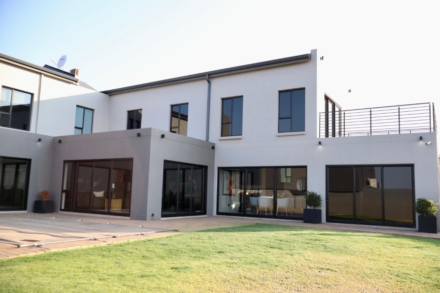 5 Bedroom Property for Sale in Cashan North West